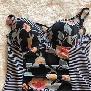 Bathing suit